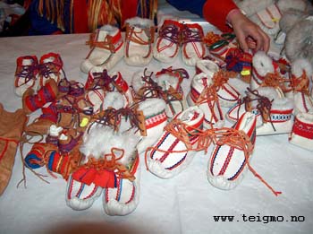 sami handicraft5